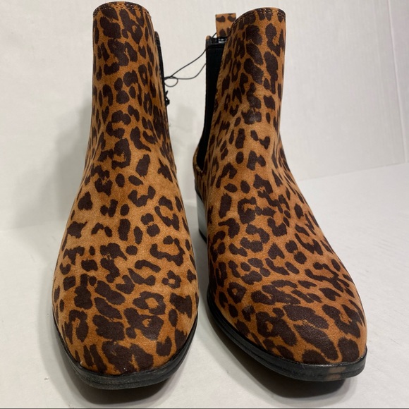NWT Womens Memory Foam Cheetah Print Booties Boots - Picture 3 of 8